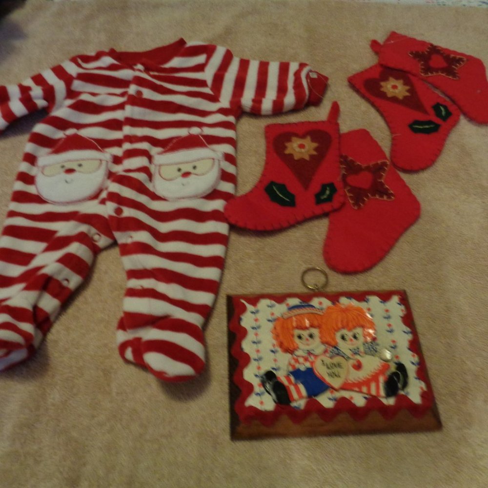 CHRISTMAS BABY SLEEPER RETRO STOCKINGS RAGGITY ANN ANDY